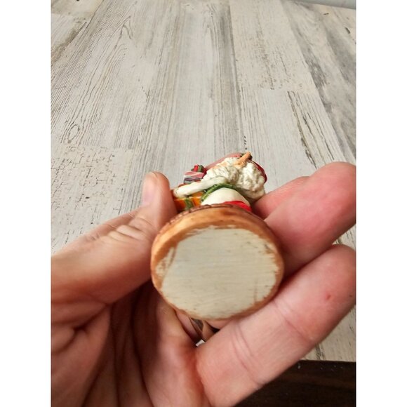 Enesco buster elf presents AS IS North Pole village Xmas tree figurine - Picture 9 of 9